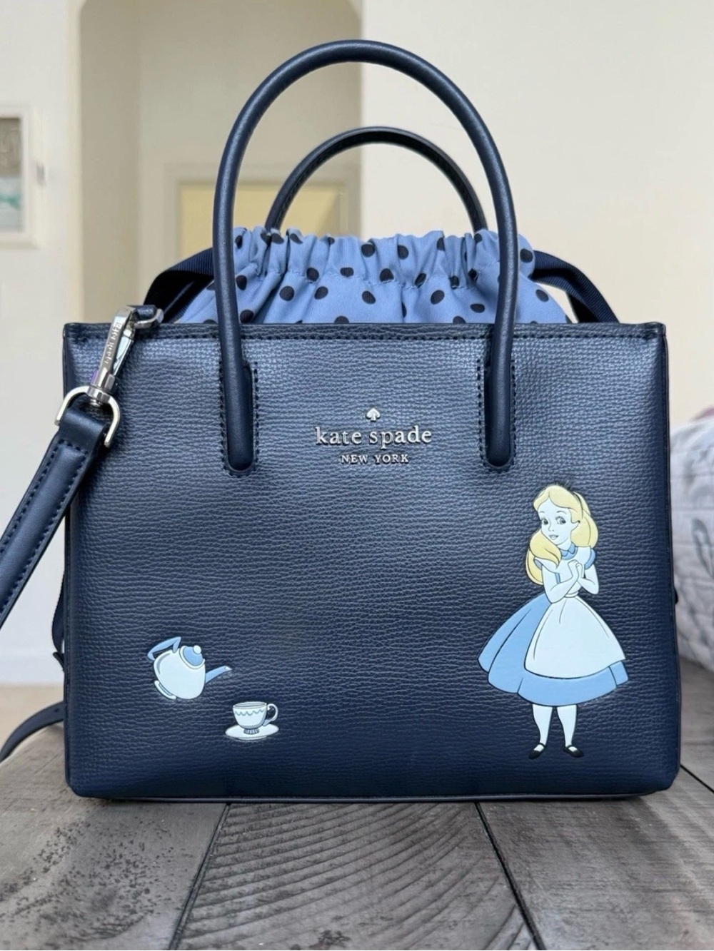 Kate spade X Disney Alice in wonderland bag